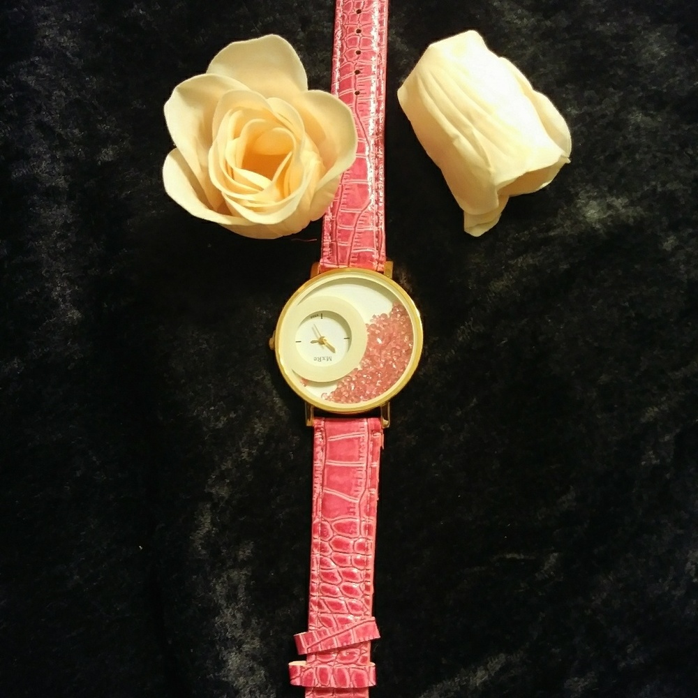 Watch - Picture 2 of 3